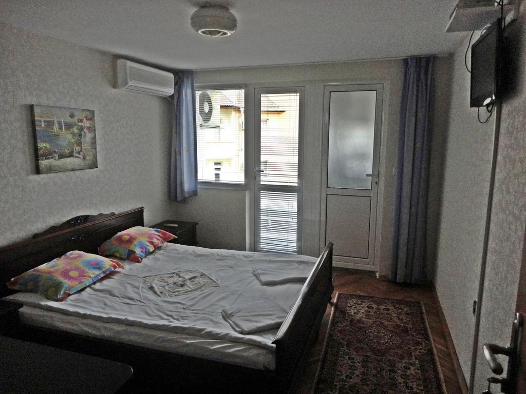 Apartament Guest Casa Luba *